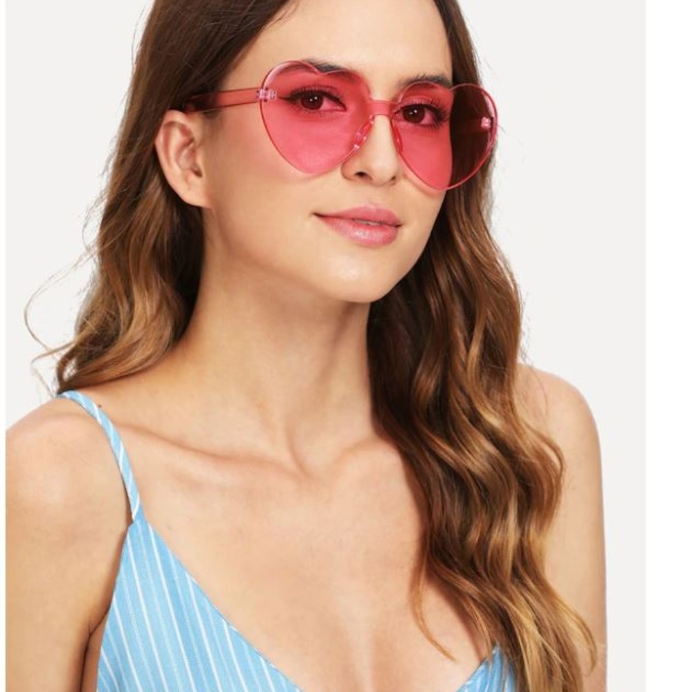 💗 Sunglasses 💗 - Picture 4 of 5